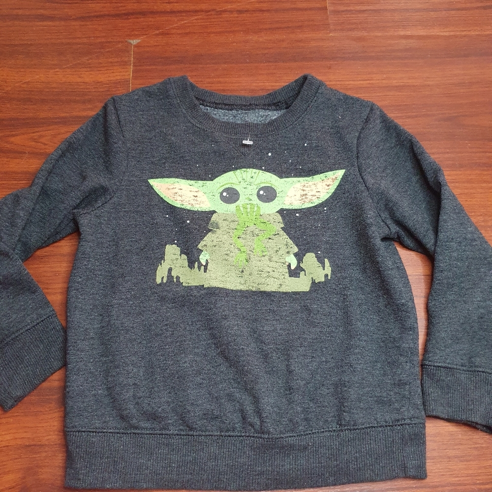 Star wars the child youth Fleece sweatshirt sz 5T